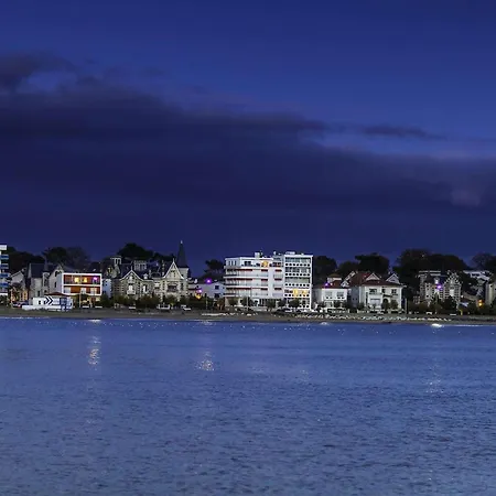 Apartment Studio Avec Terrasse Et Animaux Acceptes En Bord De Mer - Fr-1-494-61 Royan